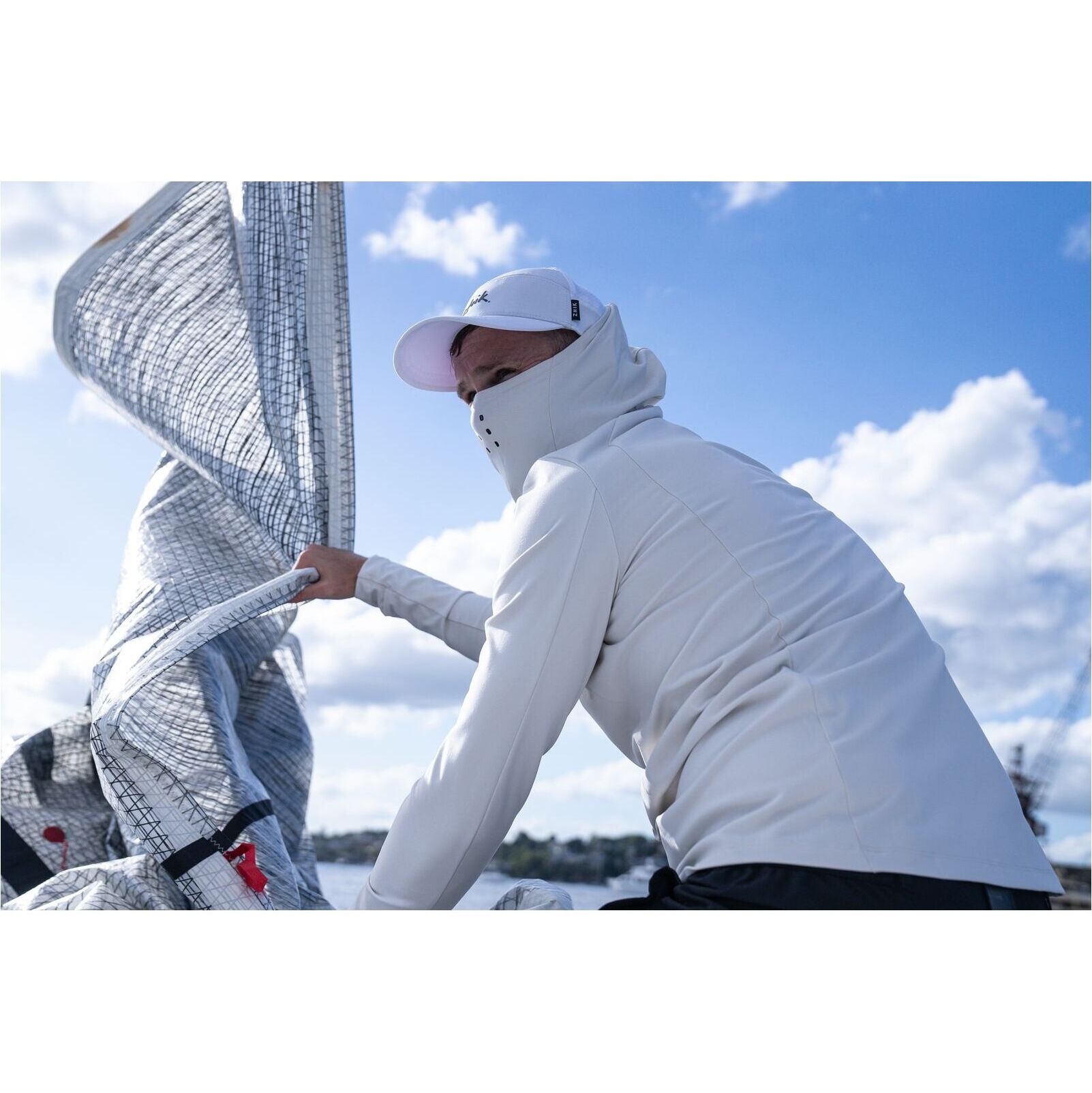 2026 Zhik Men's Motion Hooded Top Met Lange Mouwen Atp-0100-m-plt - Platina